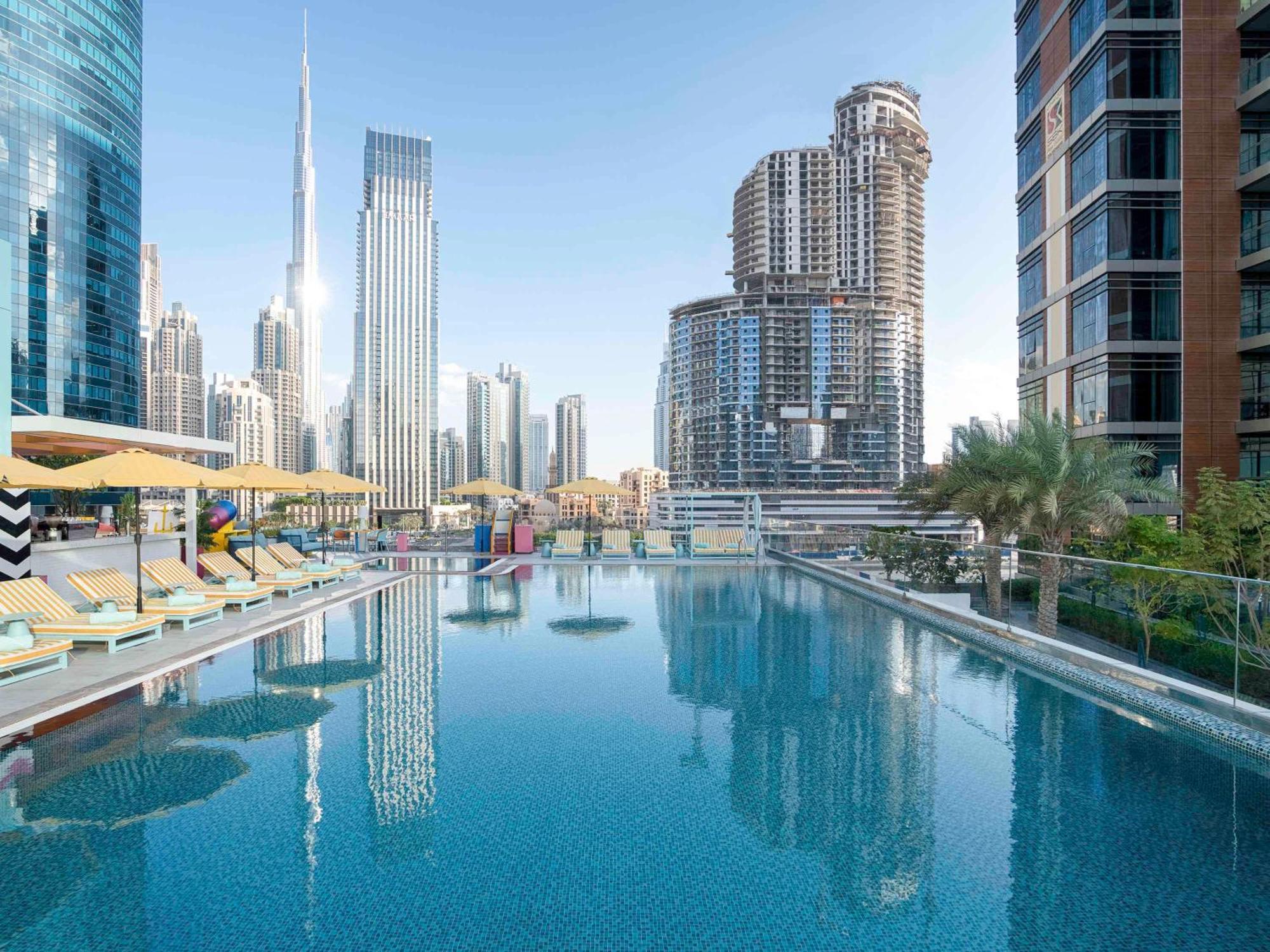 Pullman Dubai Downtown Hotel Exterior photo